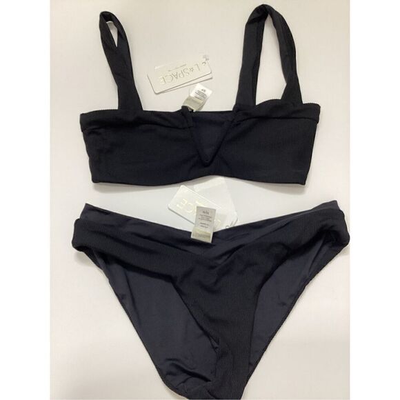 New. L*SPACE ribbed bikini set. S-top/M-bottom. Retails $187 - Picture 12 of 16